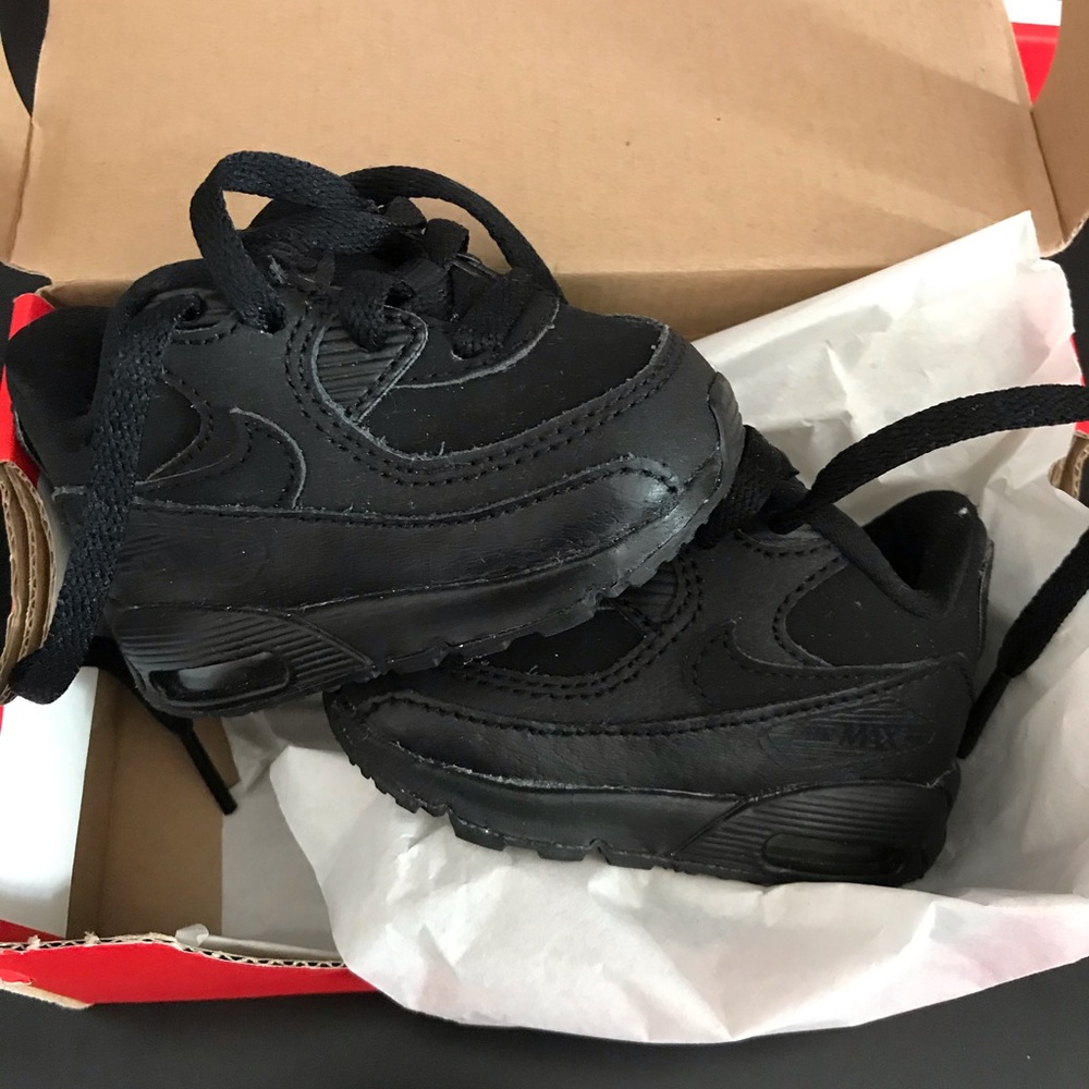Baby shoes